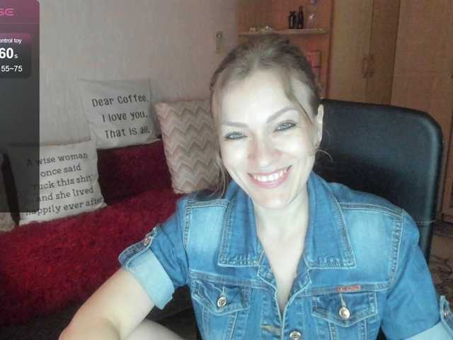 CherishSia live cam on BongaCams