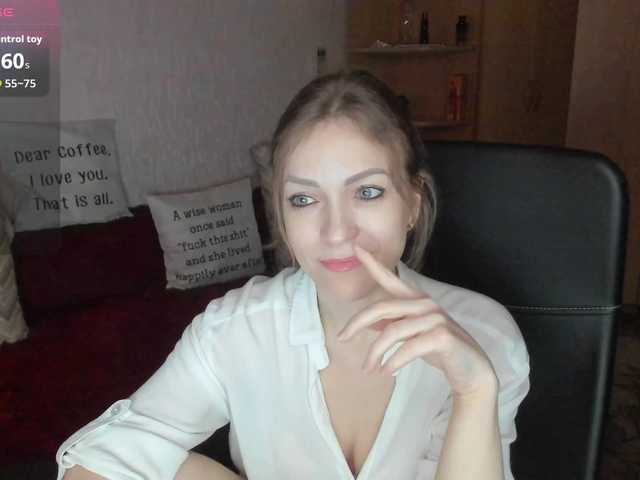 CherishSia's BongaCams show and profile