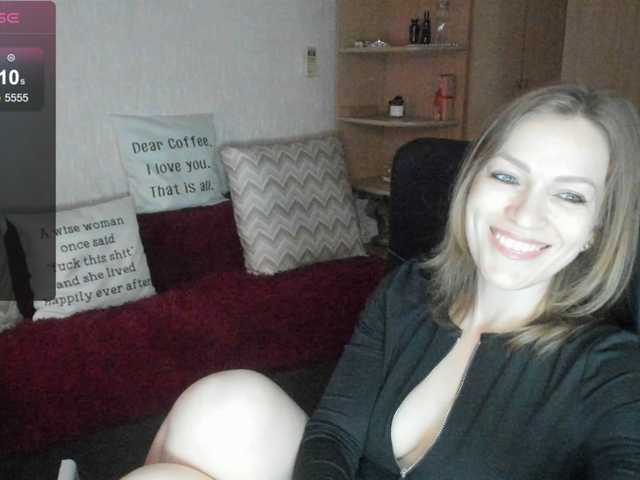 CherishSia live cam on BongaCams