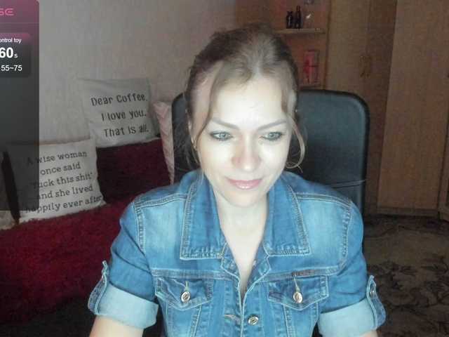 CherishSia live cam on BongaCams