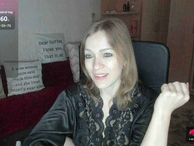 SilviaSweet live cam preview