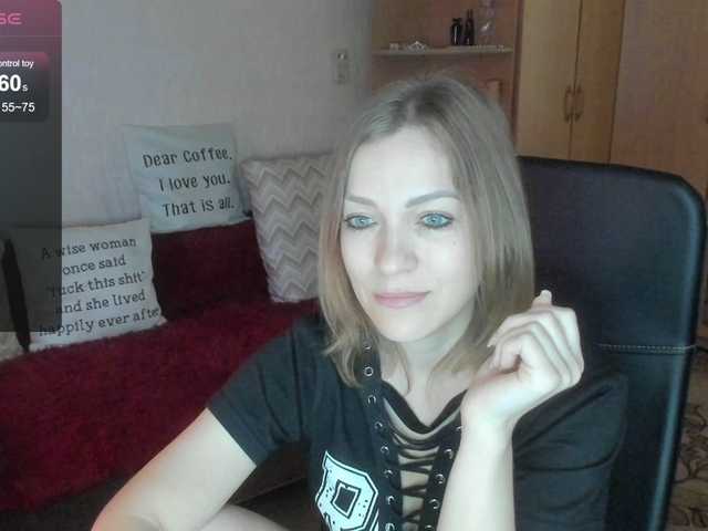 CherishSia live cam on BongaCams