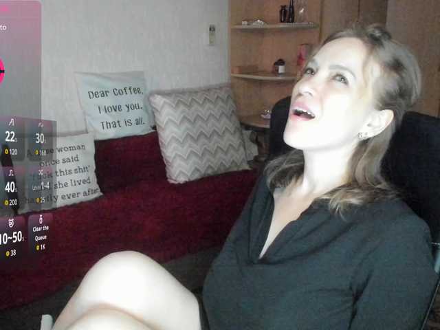 SilviaSweet live cam preview