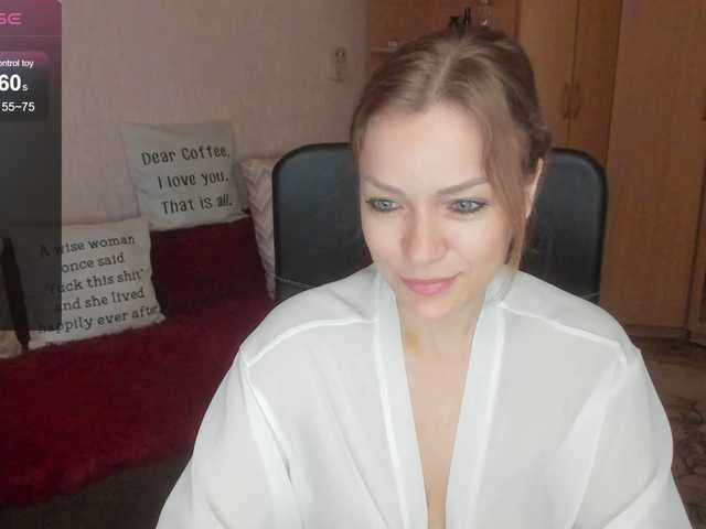 CherishSia live cam on BongaCams