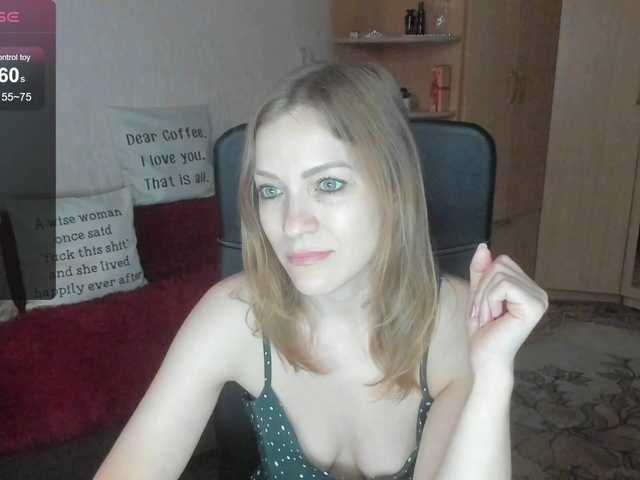 CherishSia live cam on BongaCams