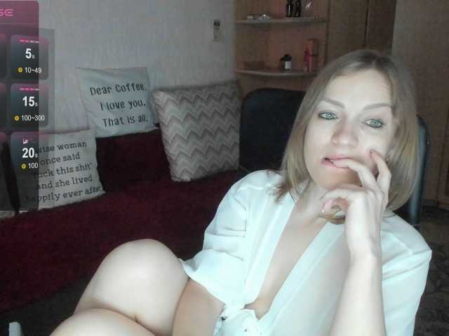 CherishSia live cam on BongaCams