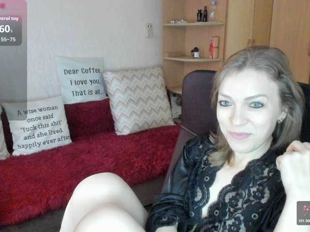 CherishSia, live now on BongaCams