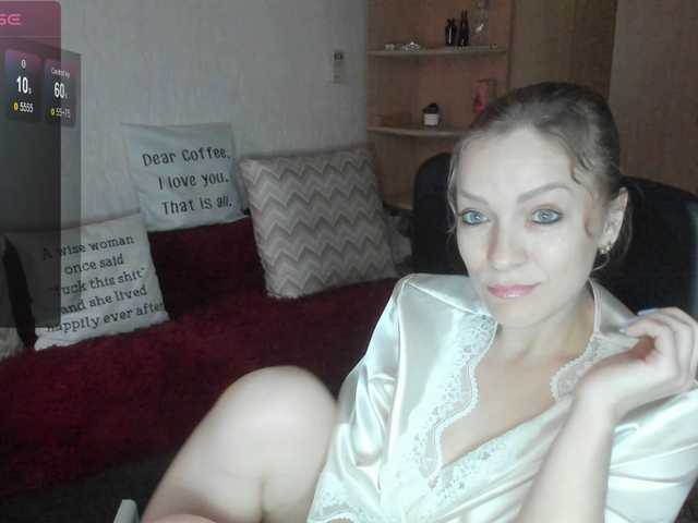 SilviaSweet — live female cam