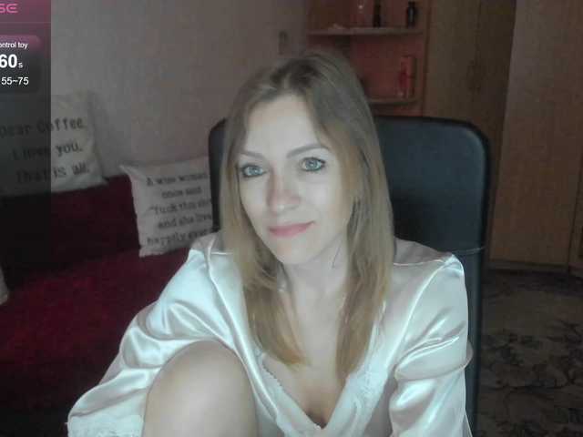 CherishSia live cam on BongaCams