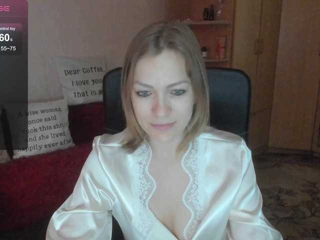 CherishSia live cam on BongaCams