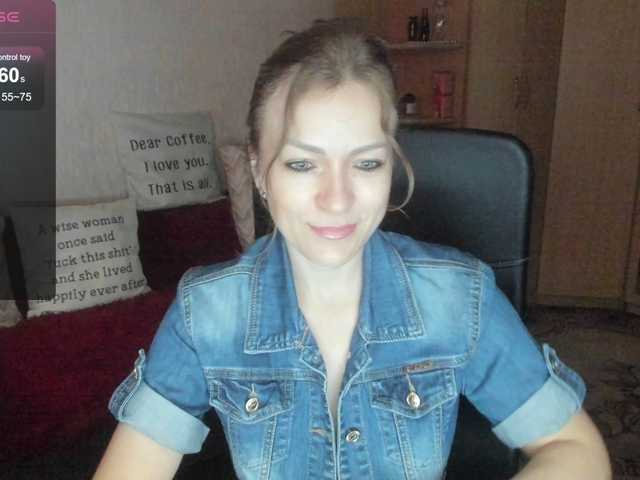 CherishSia live cam on BongaCams