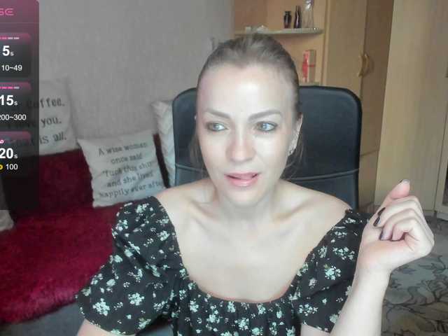 CherishSia live cam on BongaCams