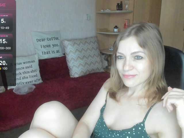 CherishSia live cam on 