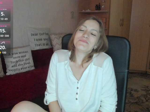 CherishSia live cam on BongaCams
