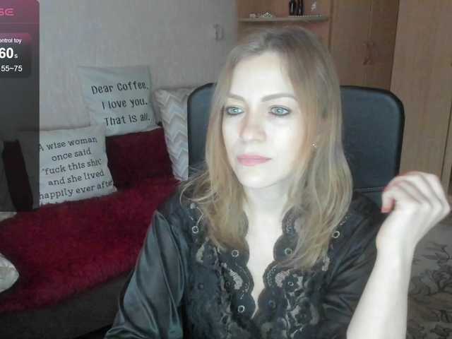 CherishSia live cam on BongaCams