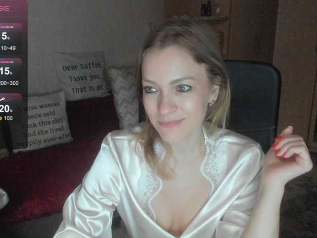 SilviaSweet live webcam show