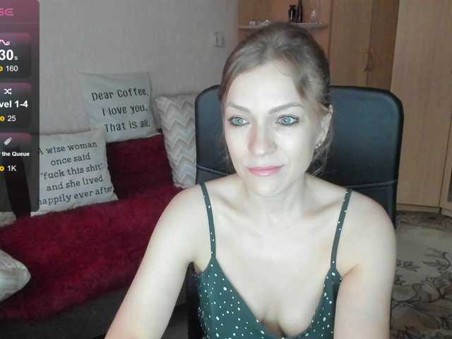 CherishSia live cam on BongaCams