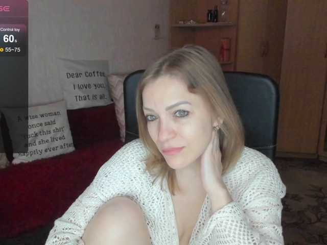 CherishSia, en directo ahora en BongaCams