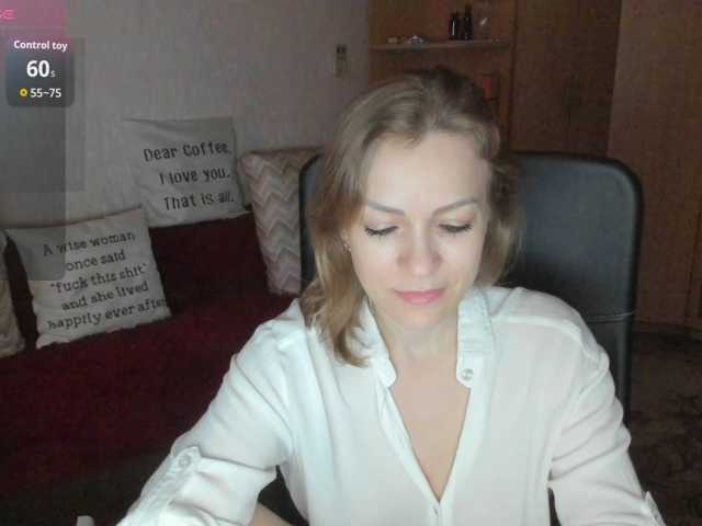 CherishSia live cam on BongaCams
