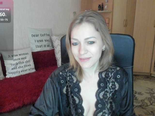 CherishSia, live now on BongaCams