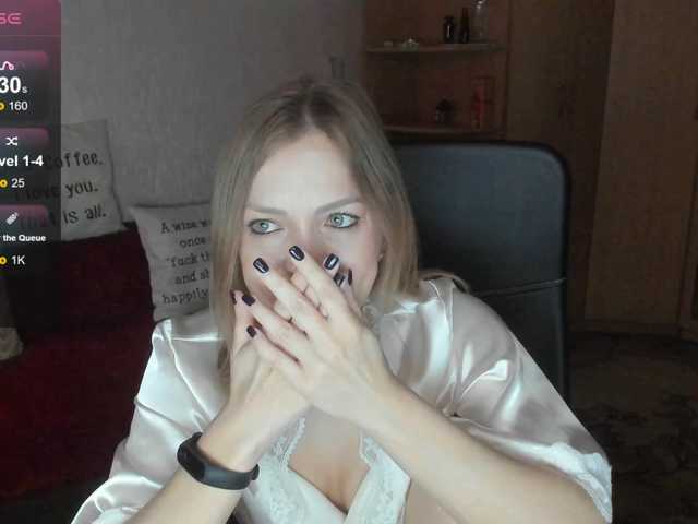 CherishSia live cam on BongaCams