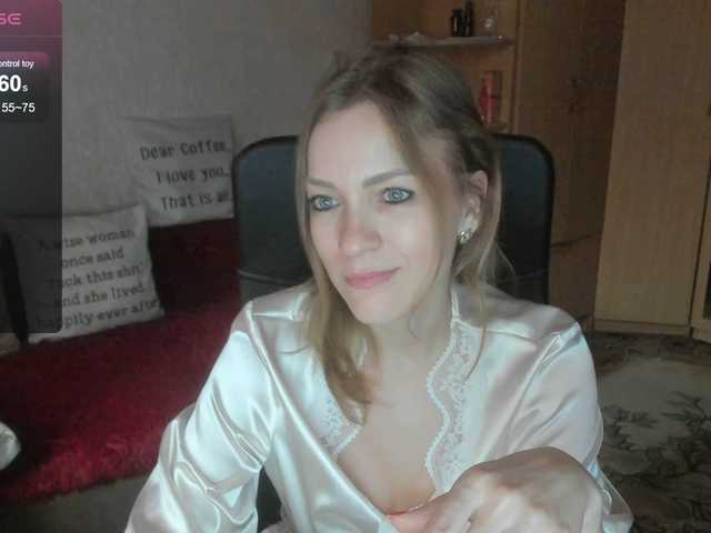 SilviaSweet live webcam show
