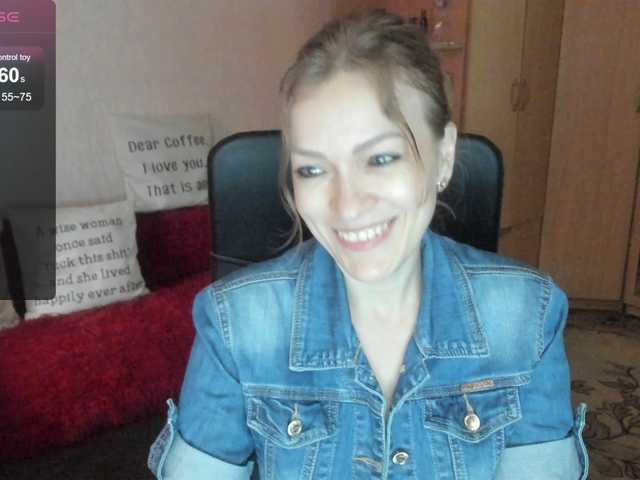 CherishSia live cam on BongaCams