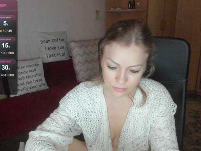 CherishSia live cam on BongaCams