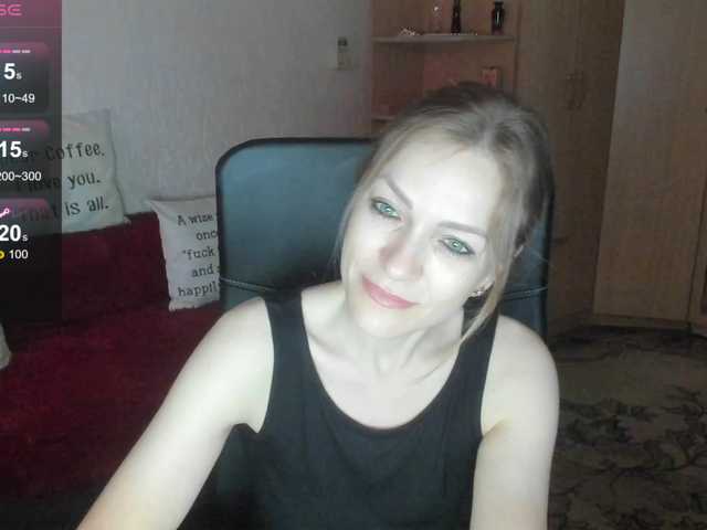 CherishSia live cam on BongaCams