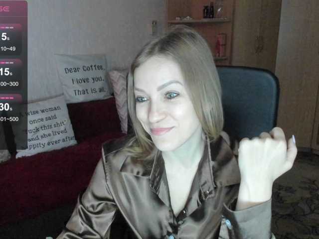 CherishSia live cam on BongaCams