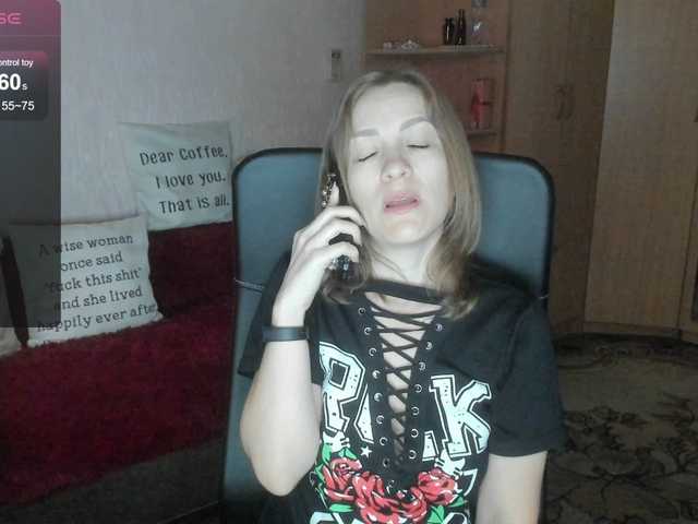 CherishSia live cam on BongaCams