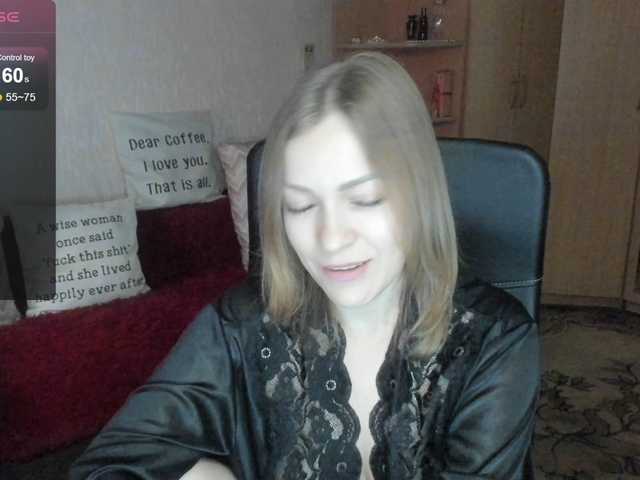 CherishSia live cam on BongaCams