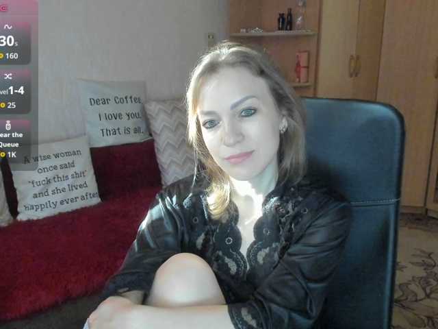 CherishSia, live now on BongaCams