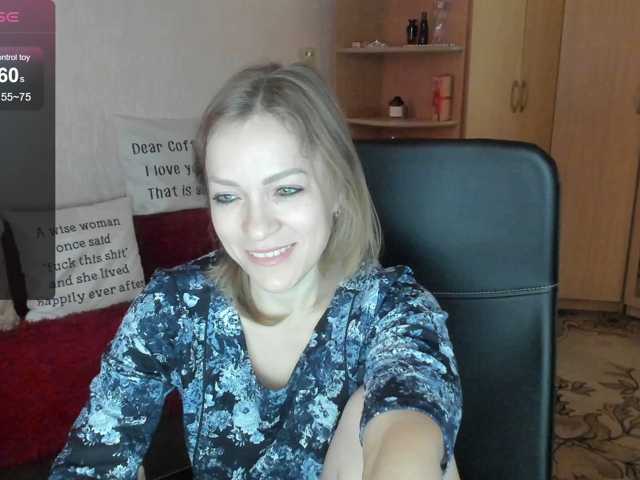 CherishSia live cam on BongaCams