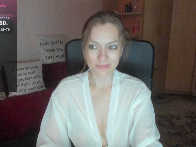 CherishSia live cam on BongaCams