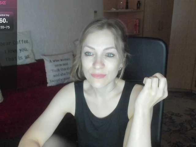 CherishSia live cam on BongaCams