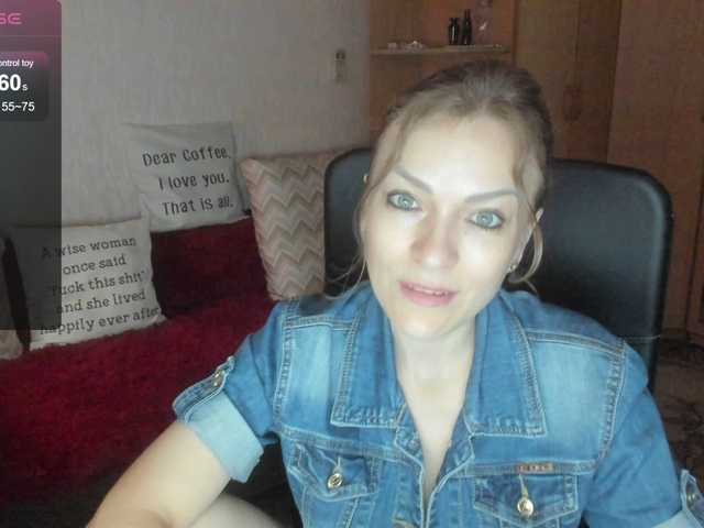 CherishSia live cam on BongaCams