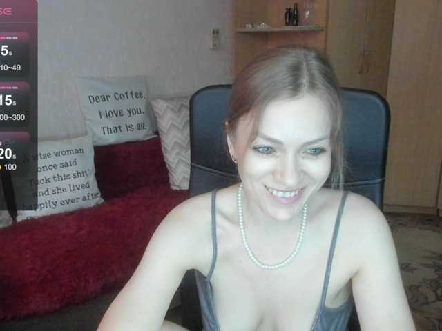 CherishSia live cam on BongaCams