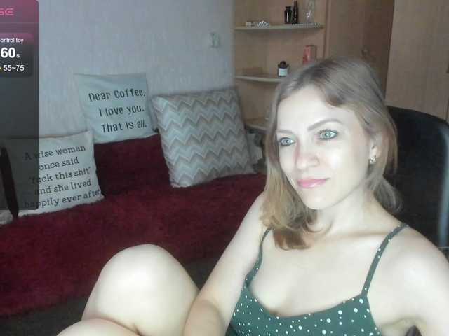 CherishSia live cam on BongaCams