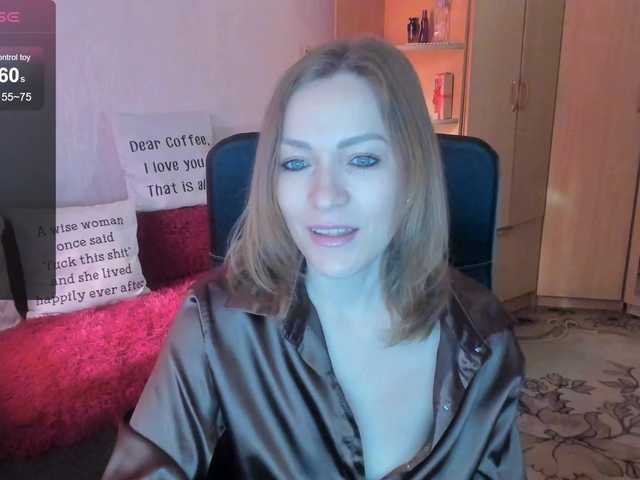 CherishSia live cam on BongaCams