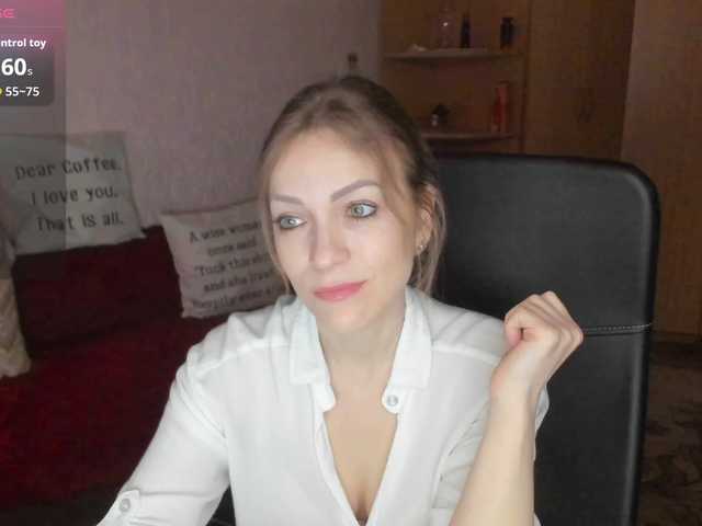 CherishSia's BongaCams show and profile