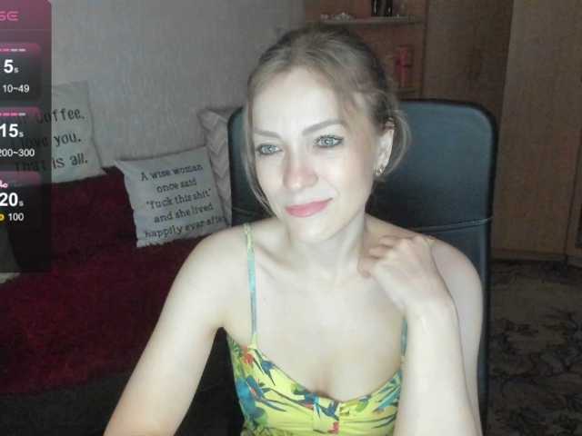 CherishSia live cam on BongaCams
