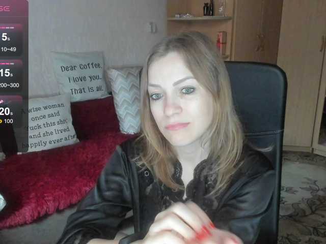 CherishSia live cam on BongaCams