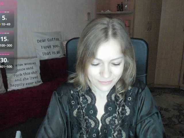SilviaSweet live cam preview