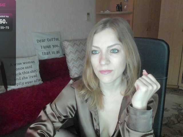CherishSia live cam on BongaCams
