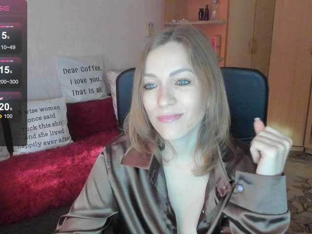 CherishSia live cam on BongaCams