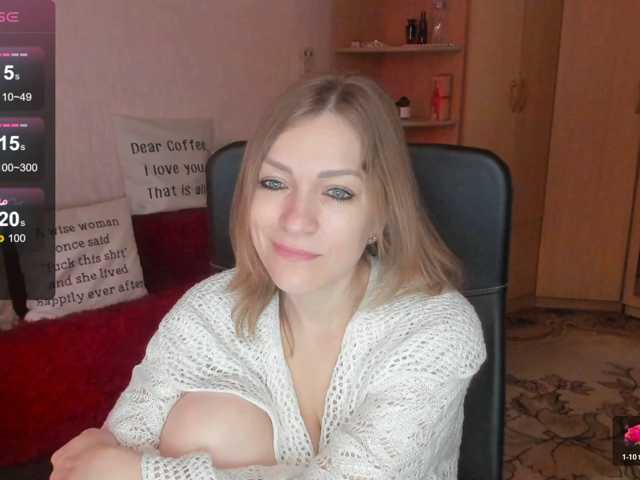 CherishSia, live now on BongaCams