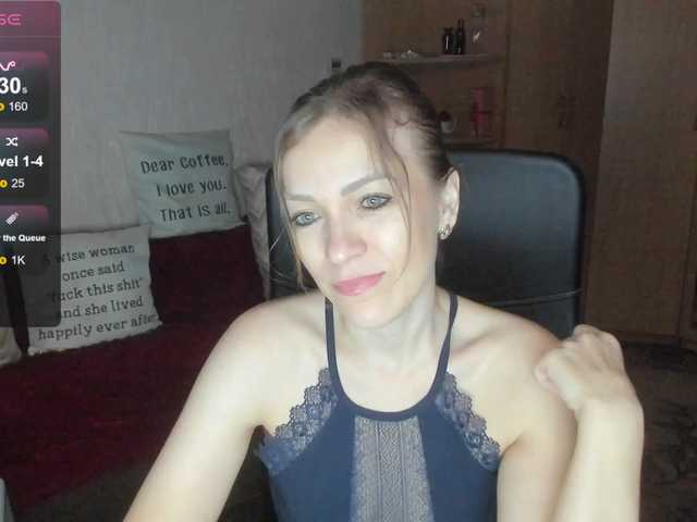 CherishSia live cam on BongaCams