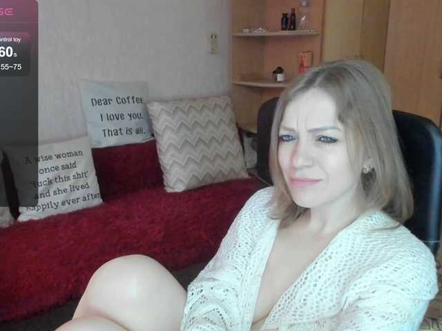 CherishSia, en directo ahora en BongaCams