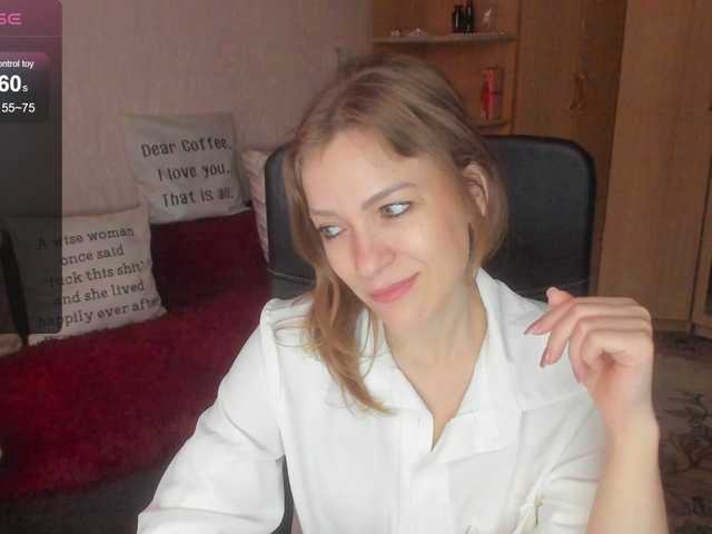 CherishSia live cam on BongaCams